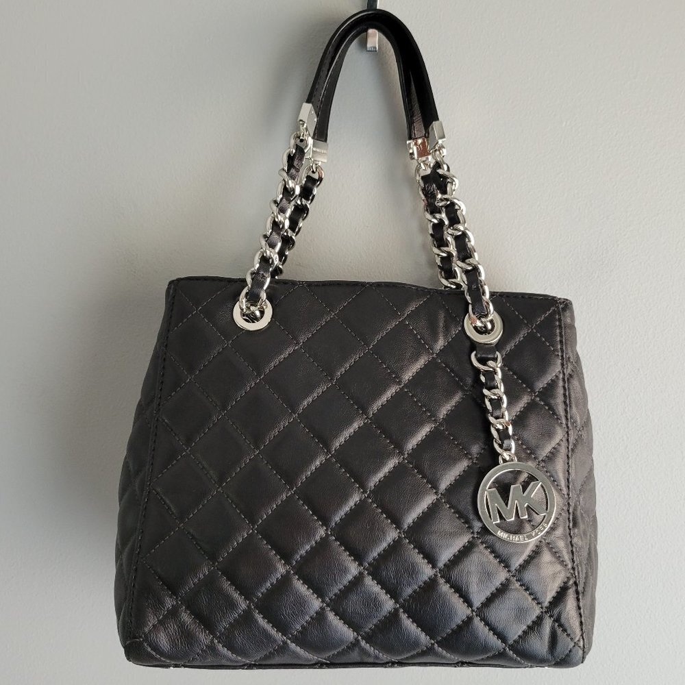 MICHAEL Michael Kors Black Quilted Leather Purse